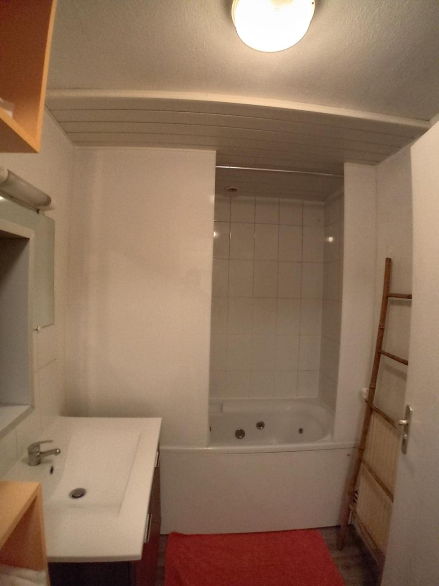 Appart Chartreux Baignoire Massante ,A 3 Minutes Du Centre En Bus! 2 Etoiles Atout France ヴォワロン エクステリア 写真